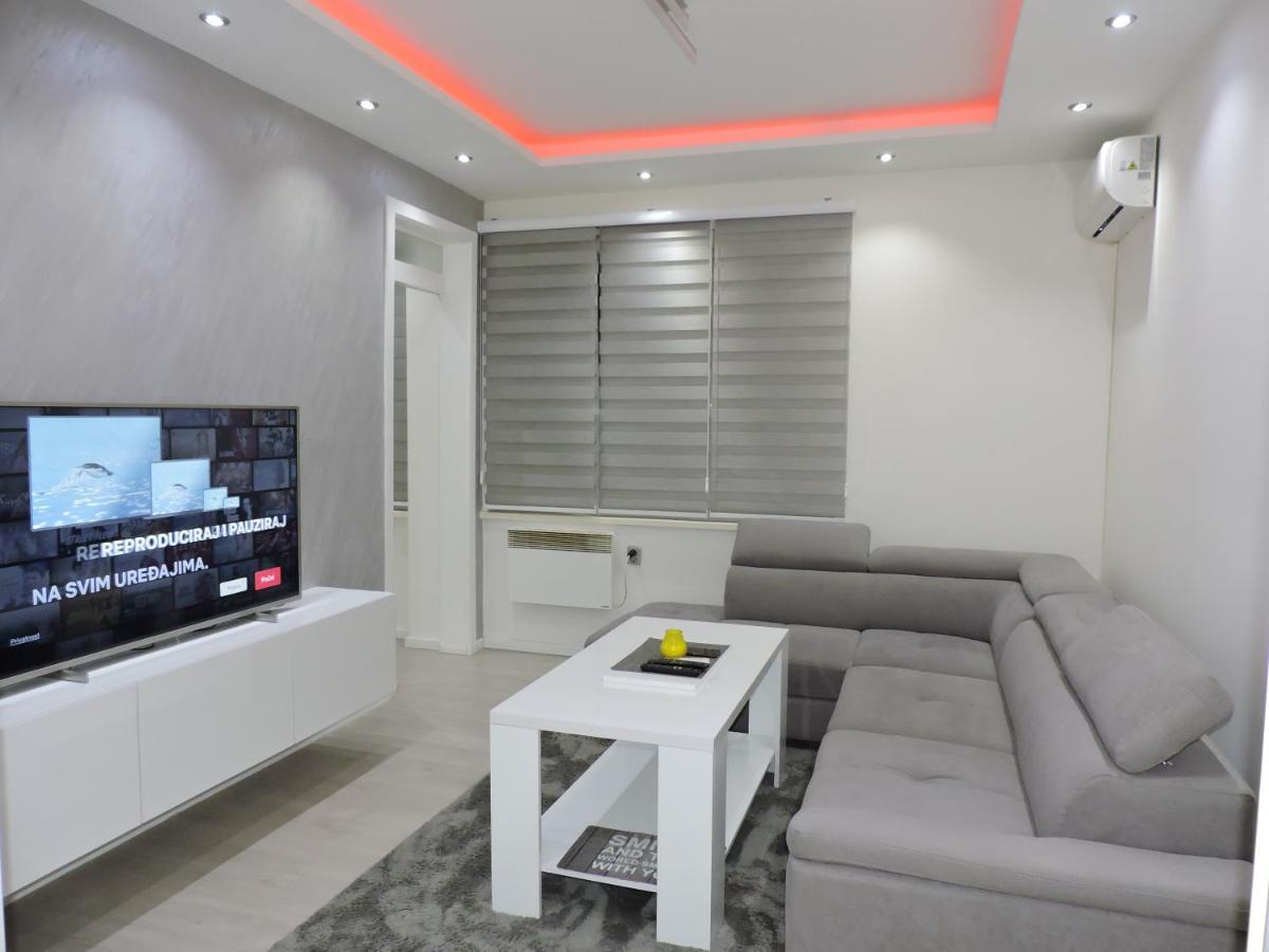 Apartment Center *