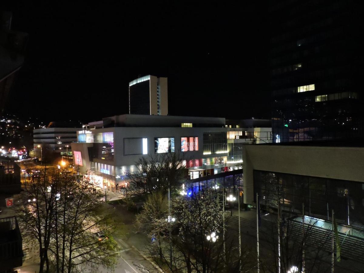Apartment Center *