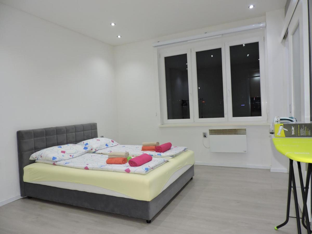 Apartment Center