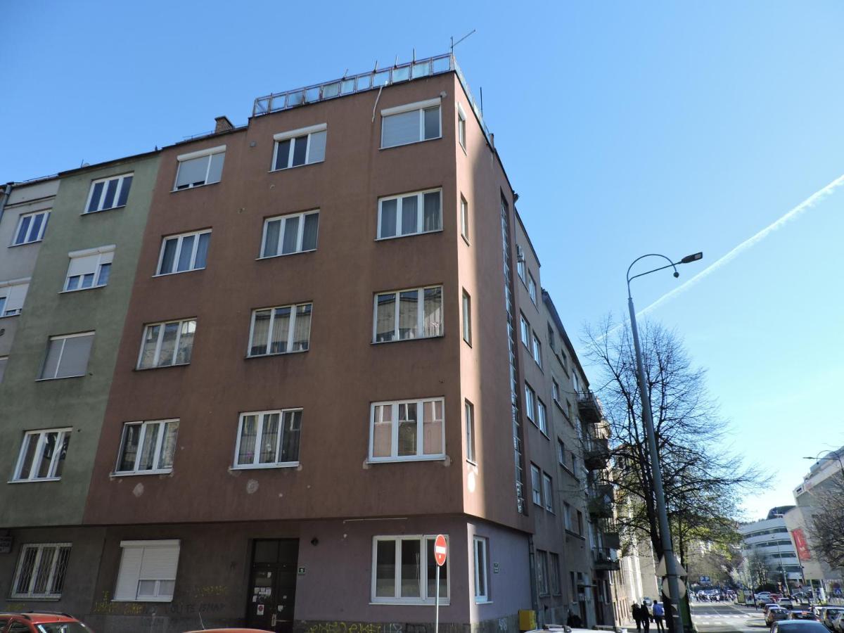 Apartment Center